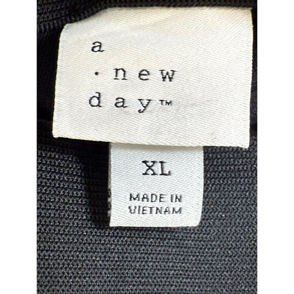 a new day black lat front black pant pull on no pockets Front Seam - Picture 4 of 7